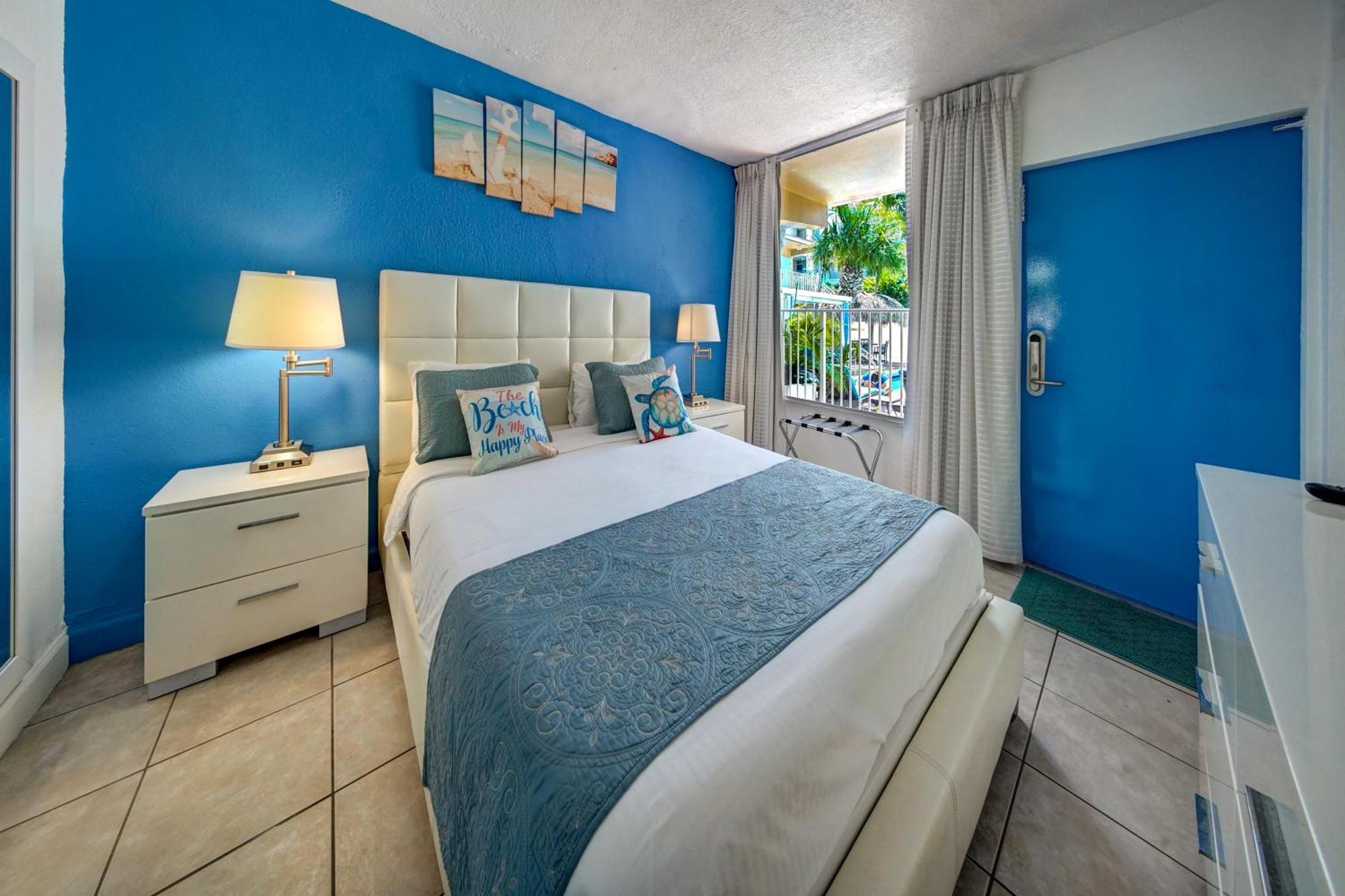 Castle By The Sea Motel Lauderdale-by-the-Sea Extérieur photo