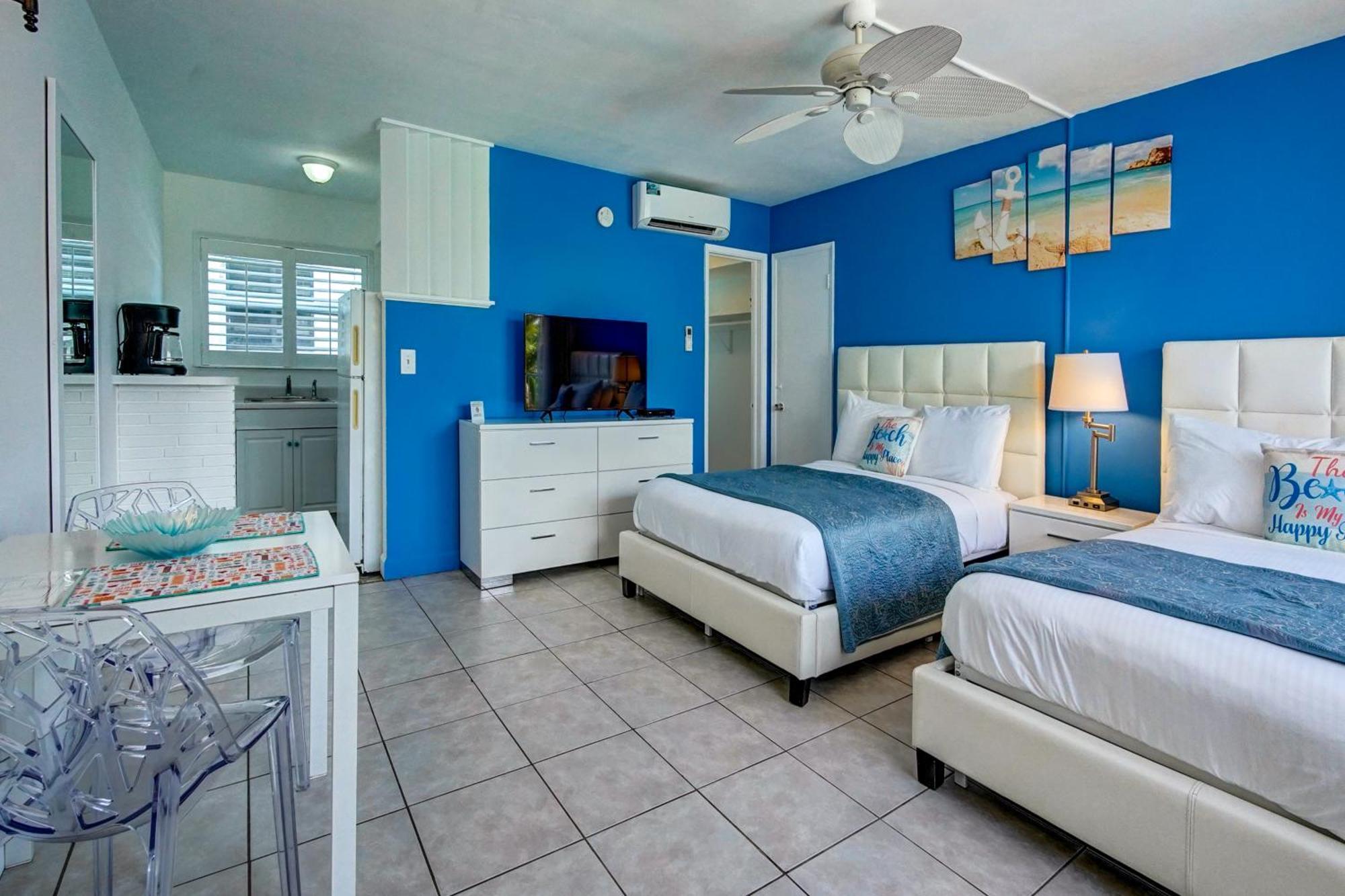 Castle By The Sea Motel Lauderdale-by-the-Sea Extérieur photo