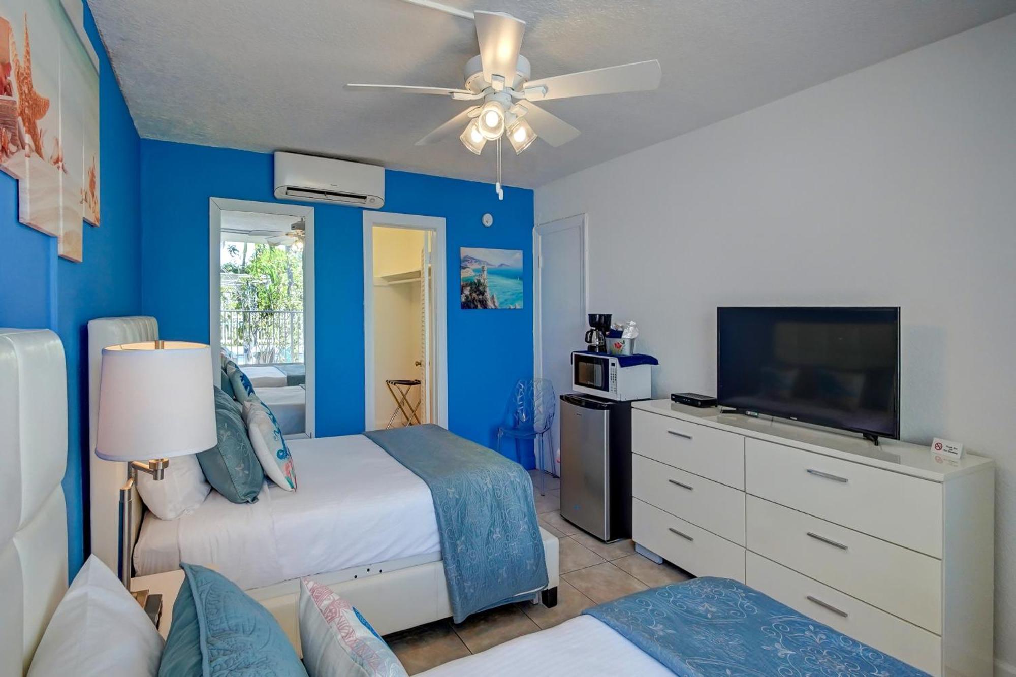 Castle By The Sea Motel Lauderdale-by-the-Sea Extérieur photo