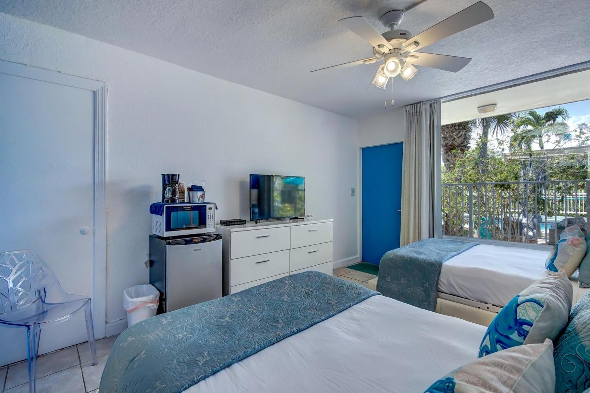 Castle By The Sea Motel Lauderdale-by-the-Sea Extérieur photo