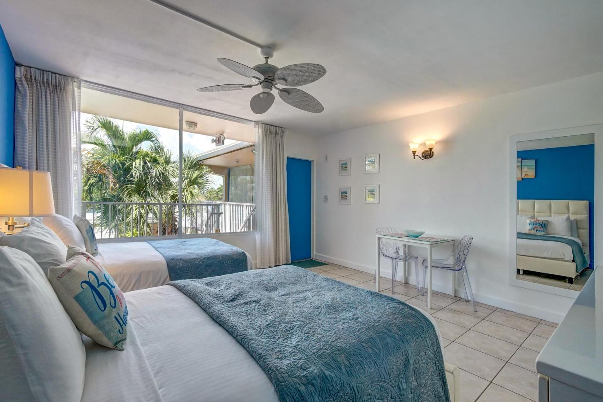 Castle By The Sea Motel Lauderdale-by-the-Sea Extérieur photo