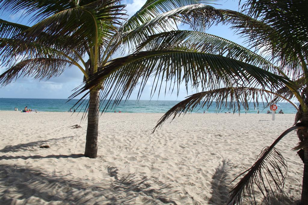 Castle By The Sea Motel Lauderdale-by-the-Sea Extérieur photo