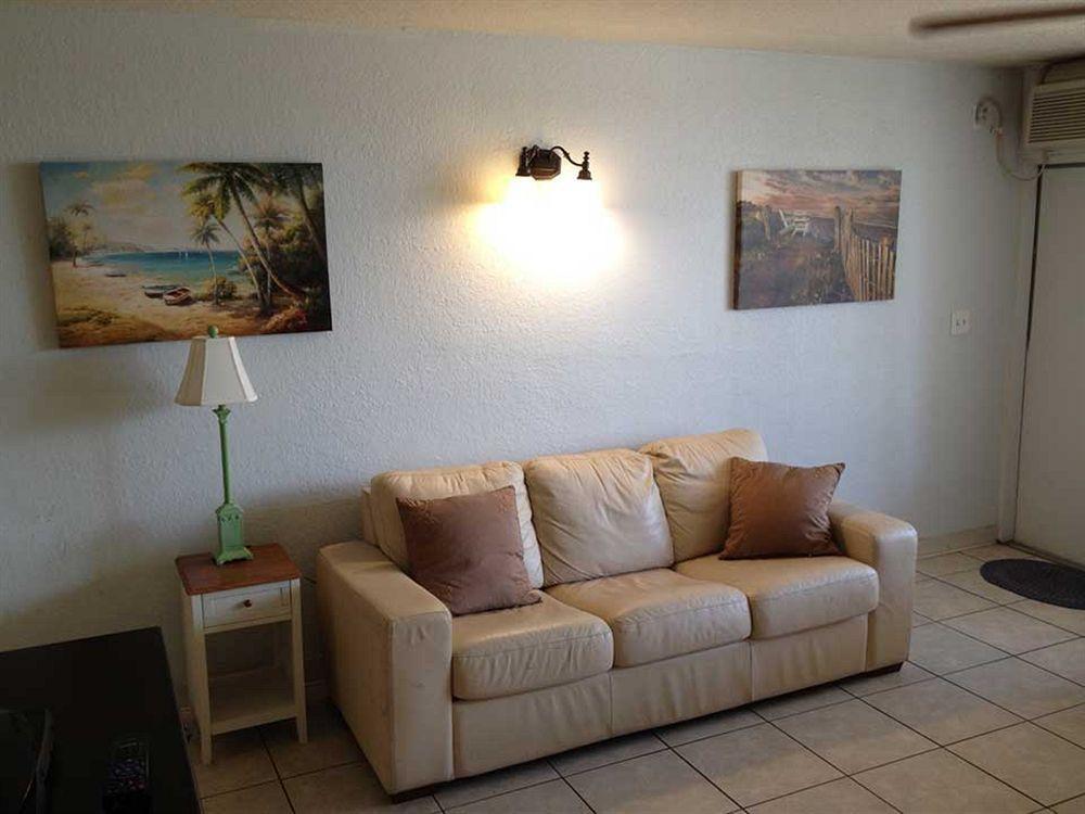 Castle By The Sea Motel Lauderdale-by-the-Sea Extérieur photo
