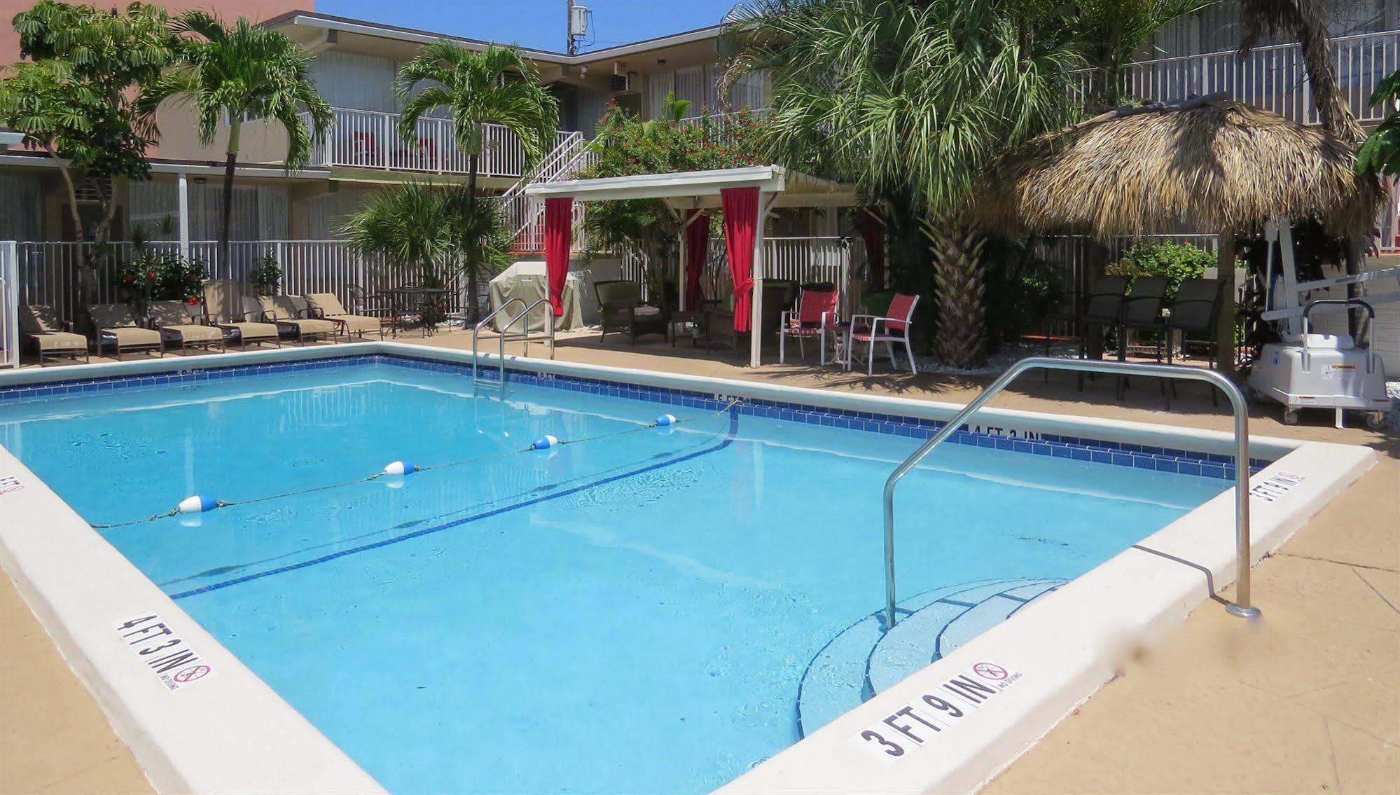 Castle By The Sea Motel Lauderdale-by-the-Sea Extérieur photo
